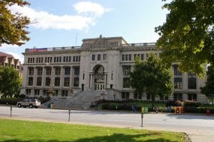 dự án trùng tu tòa án hội đồng thành phố