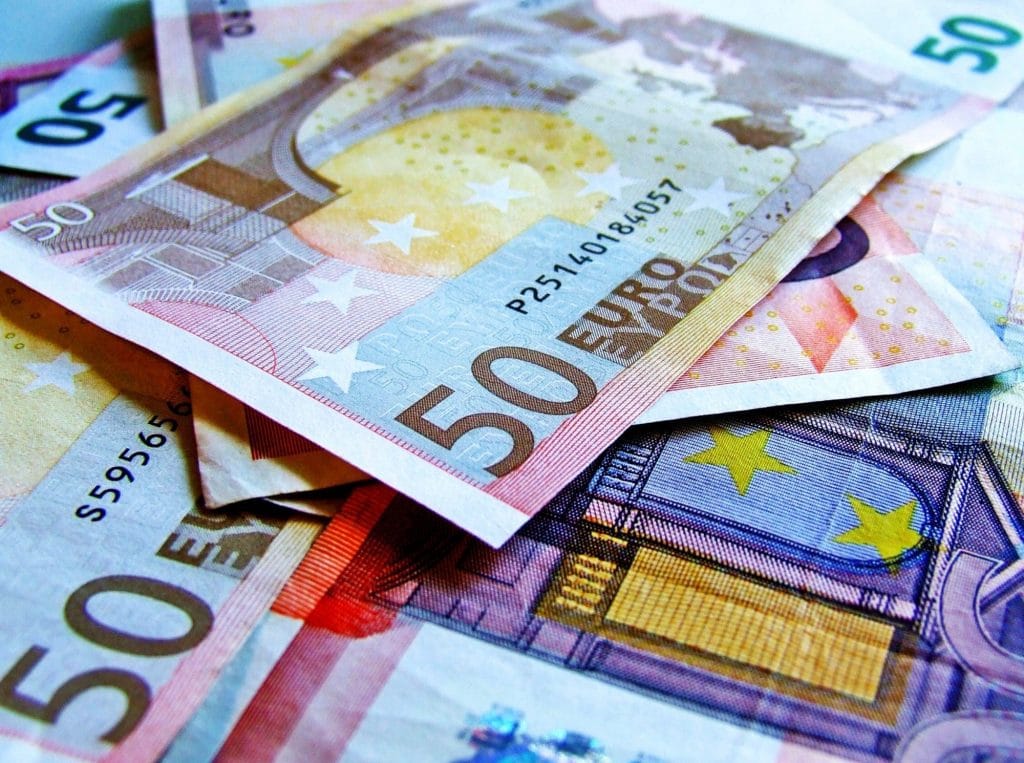 Malta sử dụng đồng euro