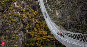 Cầu nối Thác Aguieiras và Hẻm núi Paiva - một điểm du lịch mạo hiểm mới nhất trong Công viên địa chất Arouca.