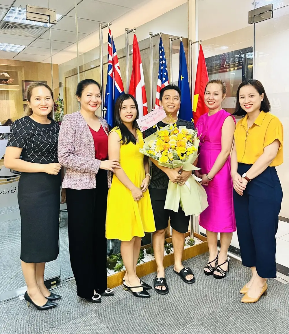 Đội ngũ NVS đồng hành hỗ trợ Nhà Đầu Tư thực hiện đầy đủ quy trình từ A đến Z.