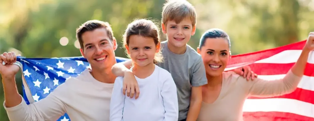 Tình trạng di trú tăng cũng khiến cho việc xét duyệt trở nên khắt khe hơn