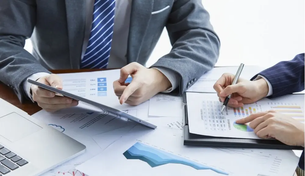 Xin visa đầu tư tại Việt Nam phải trải qua một quá trình phức tạp